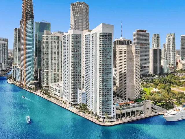 335 S Biscayne Blvd # 2900, Miami FL 33131