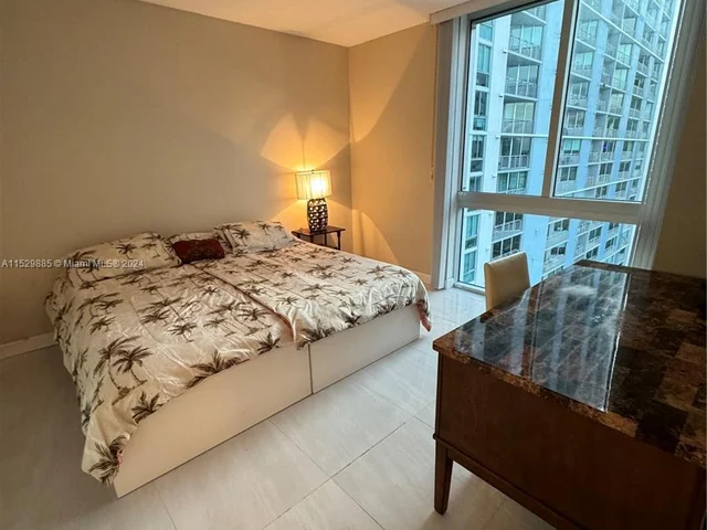 335 S Biscayne Blvd # 2900, Miami FL 33131