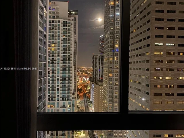 335 S Biscayne Blvd # 2900, Miami FL 33131