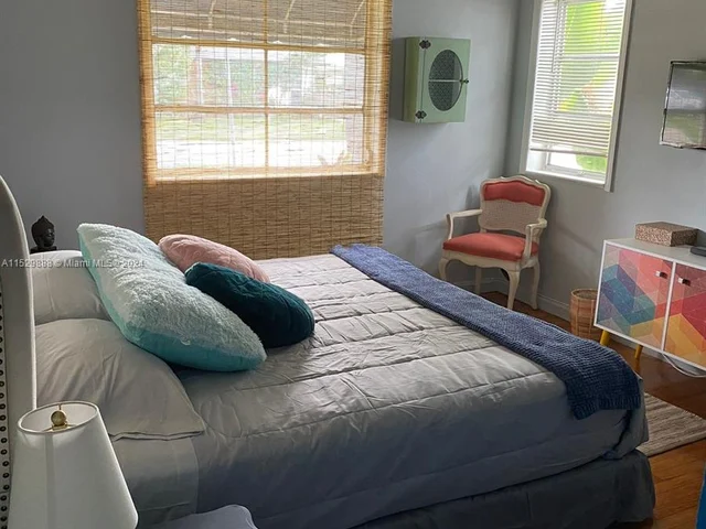 1701 Fletcher St, Hollywood FL 33020