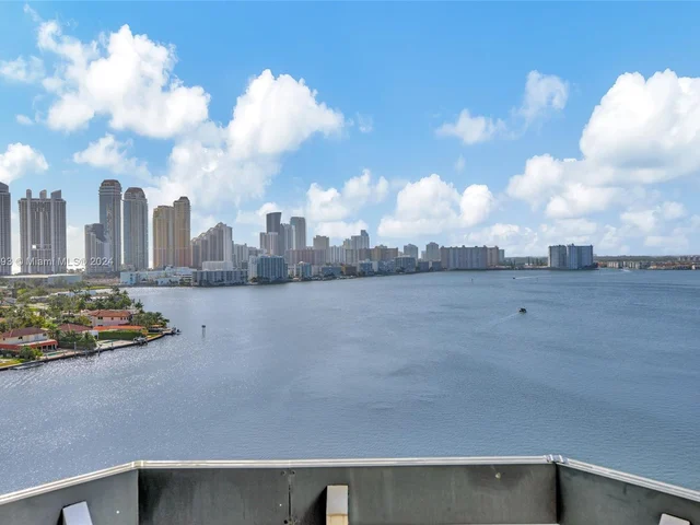 19101 Mystic Pointe Dr # 1501, Aventura FL 33180