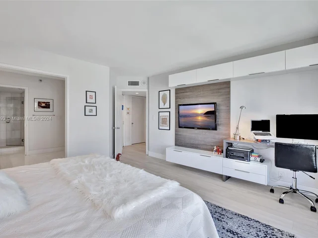 19101 Mystic Pointe Dr # 1501, Aventura FL 33180