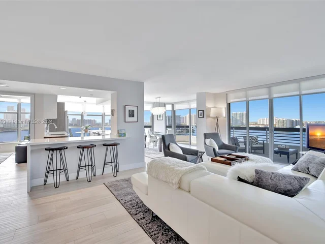 19101 Mystic Pointe Dr # 1501, Aventura FL 33180