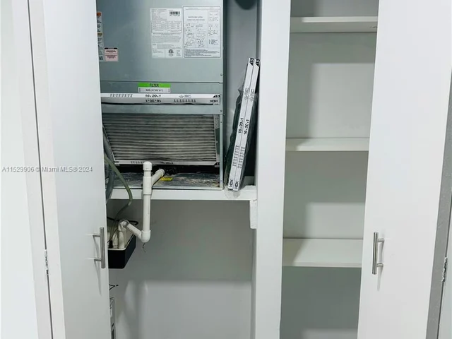 18601 NE 14th Ave # 111, Miami FL 33179