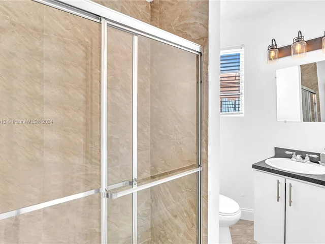 3920 Garden Ave # 12, Miami Beach FL 33140