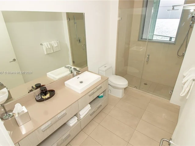 4111 S Ocean Dr # 1911, Hollywood FL 33019