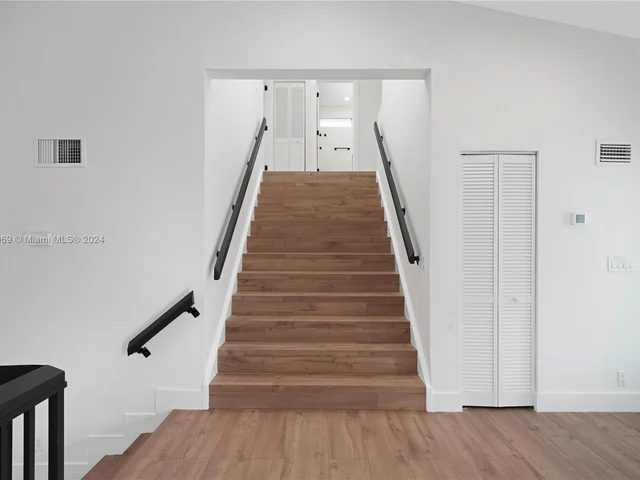 6411 NW 50th St, Coral Springs FL 33067