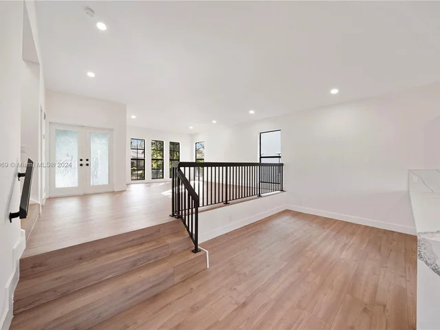 6411 NW 50th St, Coral Springs FL 33067