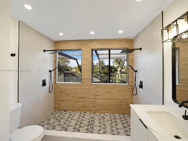 6411 NW 50th St, Coral Springs FL 33067