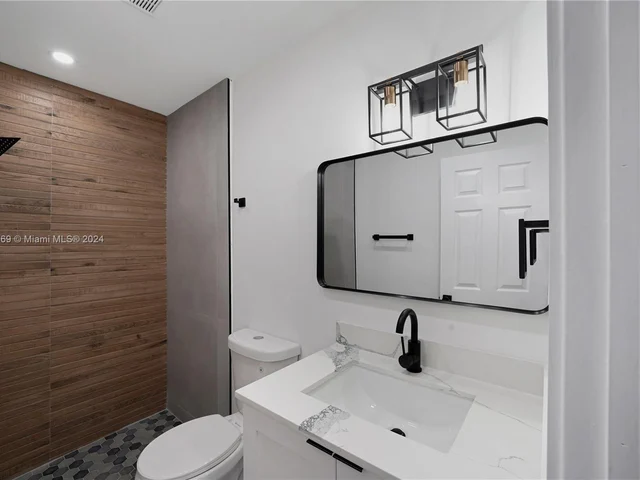 6411 NW 50th St, Coral Springs FL 33067