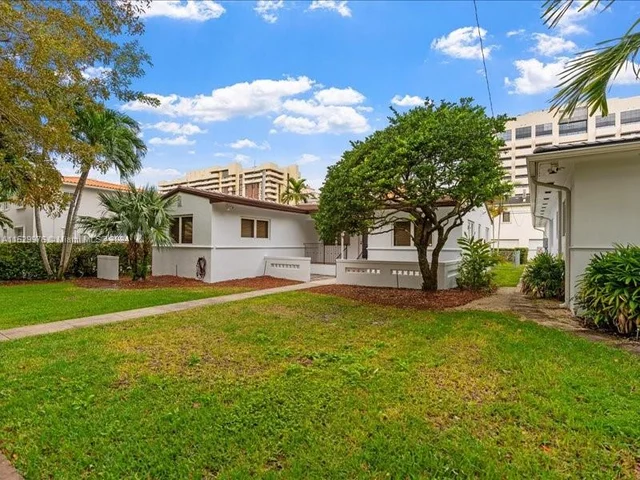 535 ALMERIA AVENUE # 1, Coral Gables FL 33134