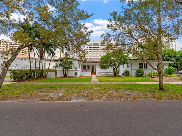 535 ALMERIA AVENUE # 1, Coral Gables FL 33134