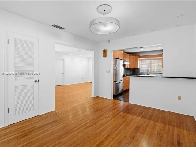 535 ALMERIA AVENUE # 1, Coral Gables FL 33134