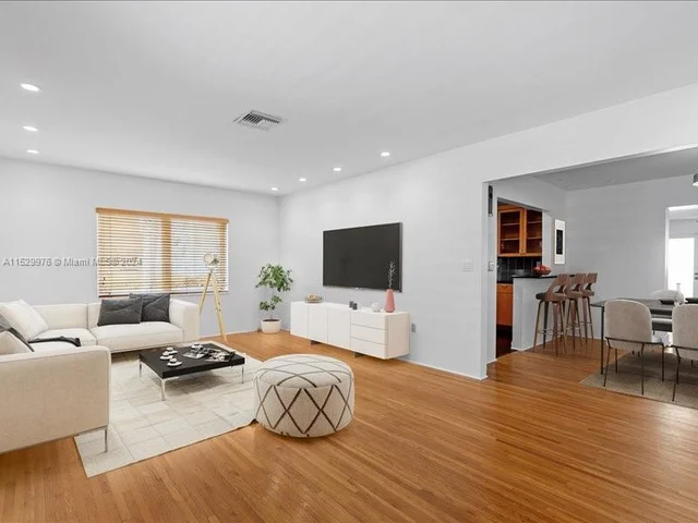 535 ALMERIA AVENUE # 1, Coral Gables FL 33134