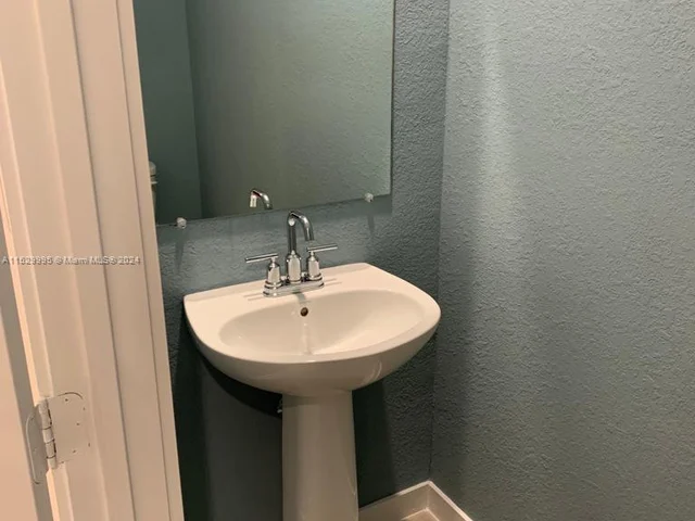 787 SW 11th St # 787, Florida City FL 33034