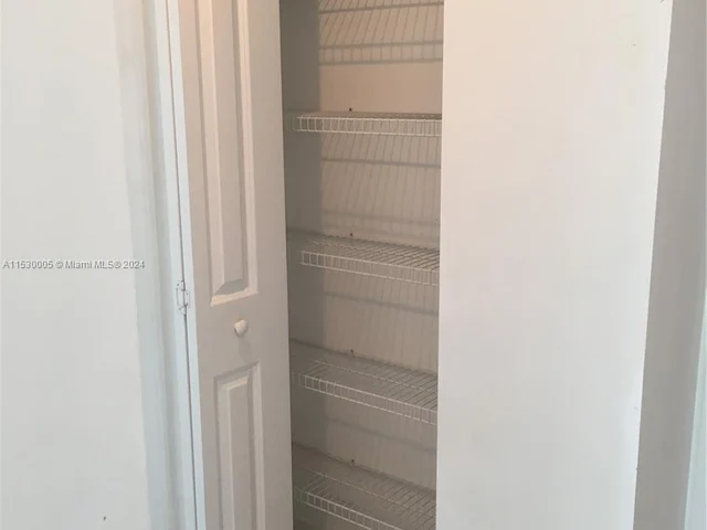 7900 Harbor Island Dr # 1226, North Bay Village FL 33141