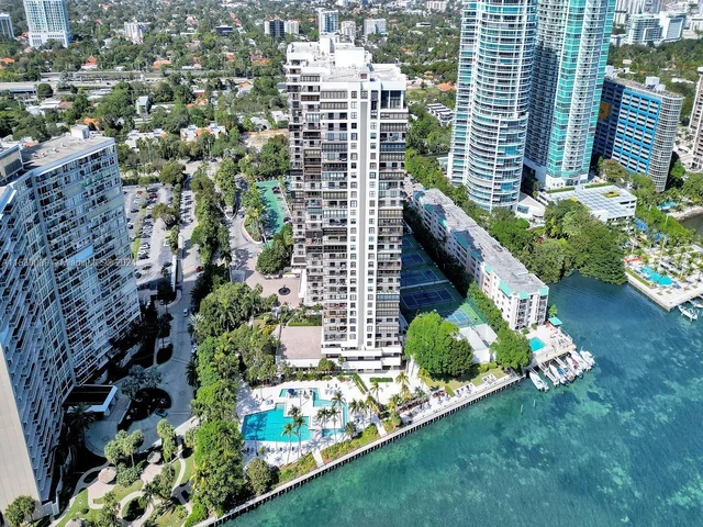 2333 Brickell Ave # 206, Miami FL 33129
