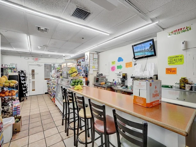 2333 Brickell Ave # 206, Miami FL 33129