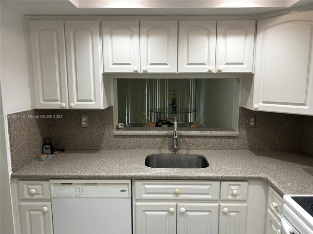 10855 SW 112th Ave # 211, Miami FL 33176