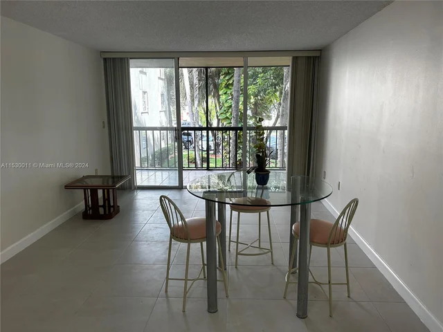 10855 SW 112th Ave # 211, Miami FL 33176