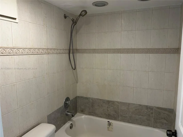 10855 SW 112th Ave # 211, Miami FL 33176