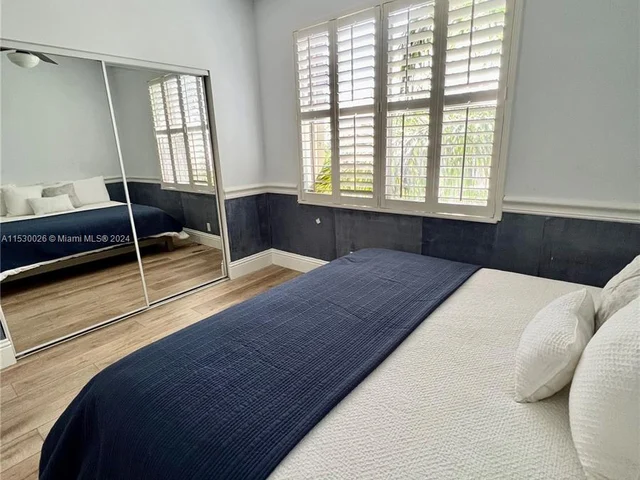 9624 Vineyard Ct, Boca Raton FL 33428