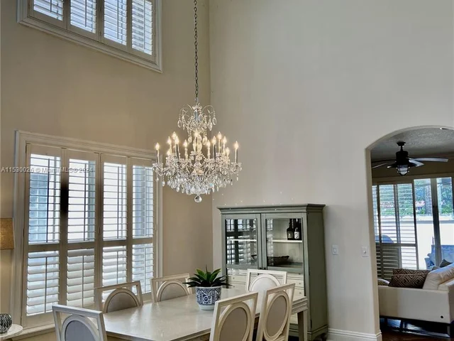 9624 Vineyard Ct, Boca Raton FL 33428