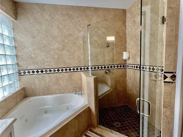 9624 Vineyard Ct, Boca Raton FL 33428