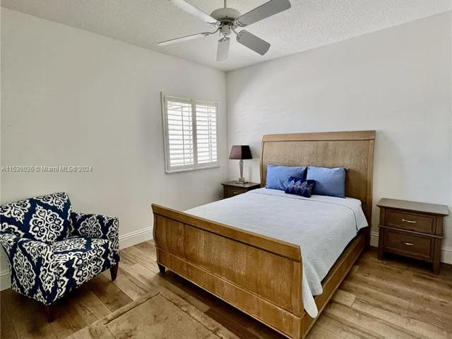 9624 Vineyard Ct, Boca Raton FL 33428