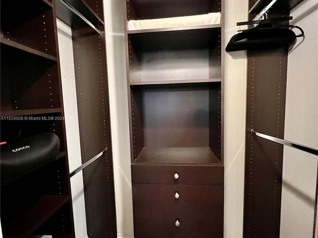 9624 Vineyard Ct, Boca Raton FL 33428