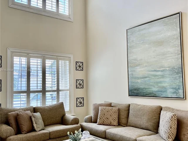 9624 Vineyard Ct, Boca Raton FL 33428