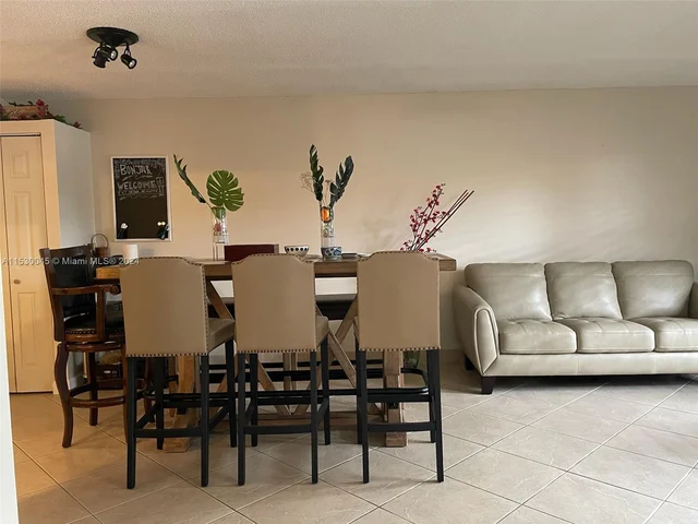 10386 Fairway Rd # 10386, Pembroke Pines FL 33026