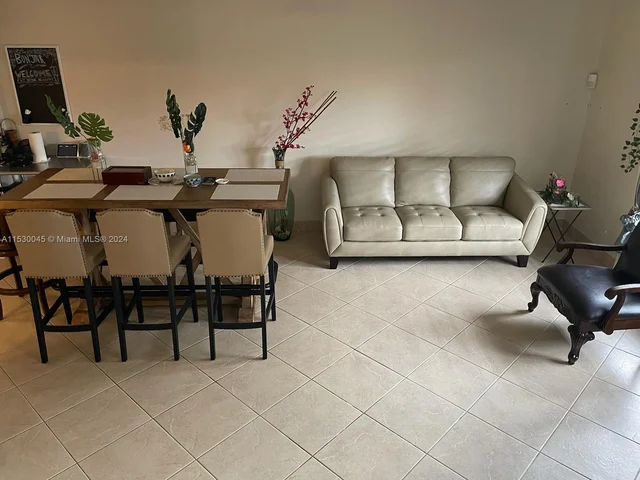 10386 Fairway Rd # 10386, Pembroke Pines FL 33026