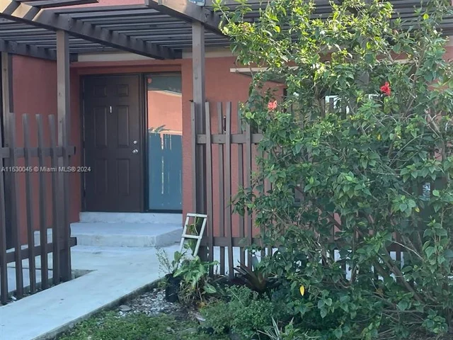 10386 Fairway Rd # 10386, Pembroke Pines FL 33026