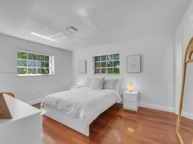 251 Galen Dr # 201E, Key Biscayne FL 33149