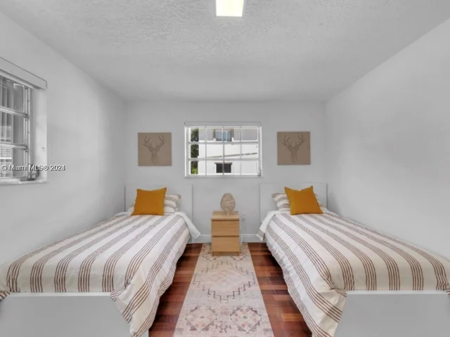 251 Galen Dr # 201E, Key Biscayne FL 33149