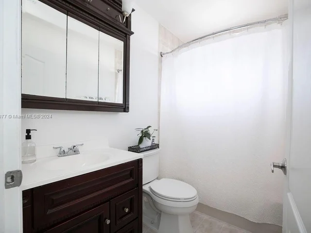 14430 SW 179th Ln, Miami FL 33177