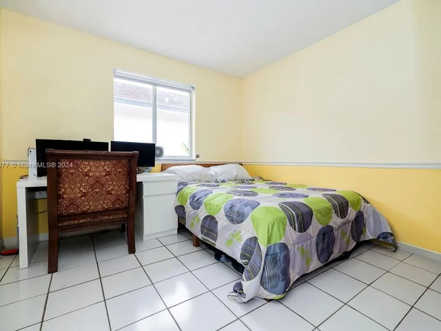 14430 SW 179th Ln, Miami FL 33177