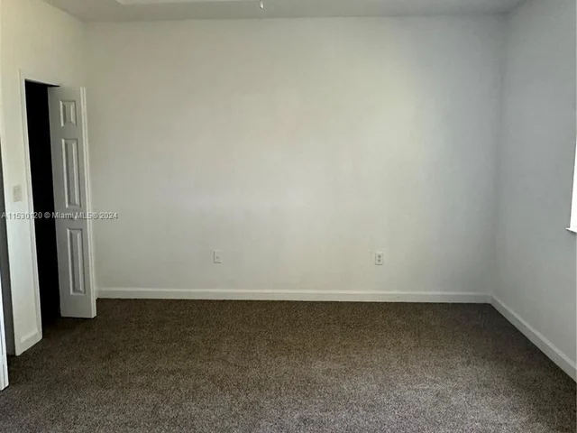 2579 SE 13th Ct, Homestead FL 33035