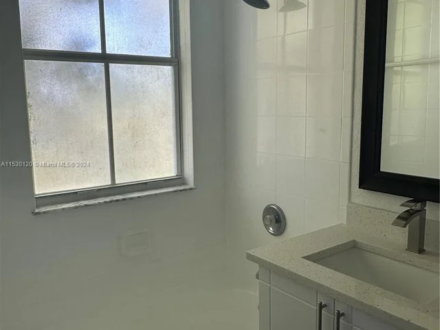 2579 SE 13th Ct, Homestead FL 33035