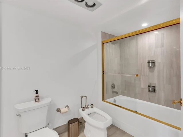 15645 Collins Ave # 603, Sunny Isles Beach FL 33160