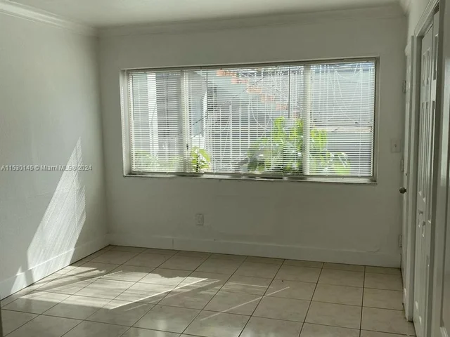 980 NE 170th St # 116, North Miami Beach FL 33162