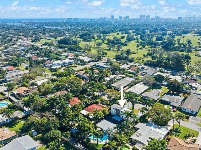 1523 Grant St, Hollywood FL 33020