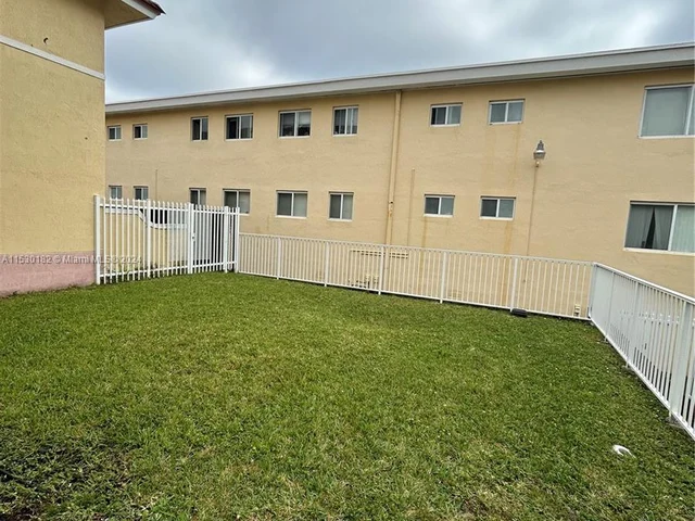 2058 NE 167th St # 118, North Miami Beach FL 33162