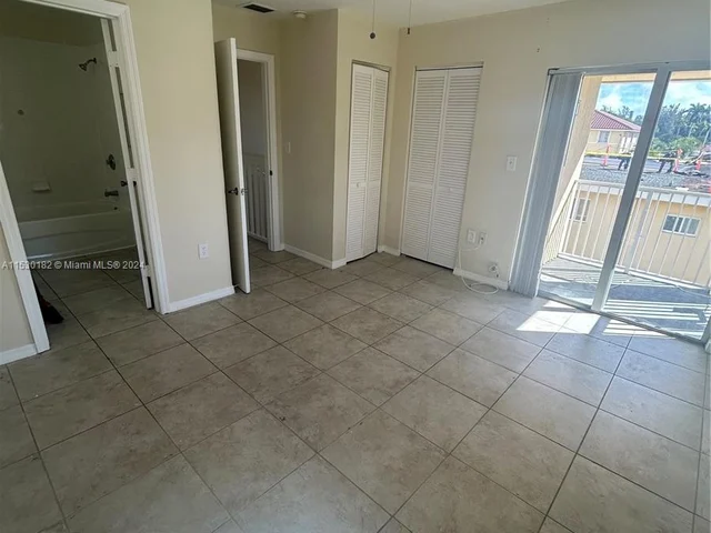 2058 NE 167th St # 118, North Miami Beach FL 33162