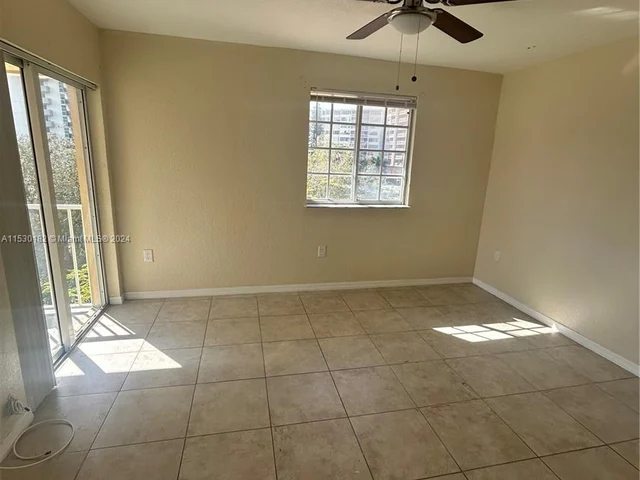 2058 NE 167th St # 118, North Miami Beach FL 33162