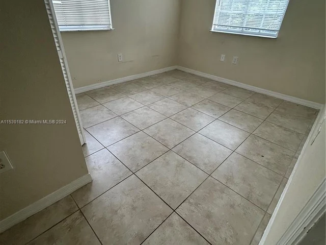 2058 NE 167th St # 118, North Miami Beach FL 33162