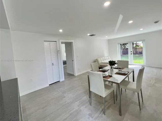 850 NE 127th St, North Miami FL 33161