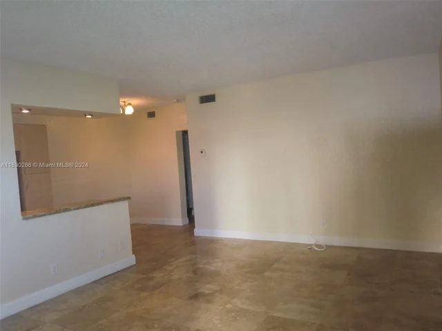 2200 S Ocean Dr # N107, Hollywood FL 33019