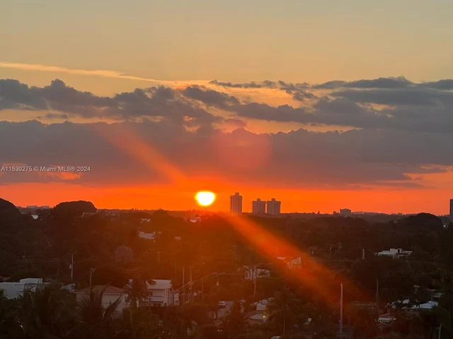 9225 Collins Ave # 912, Surfside FL 33154